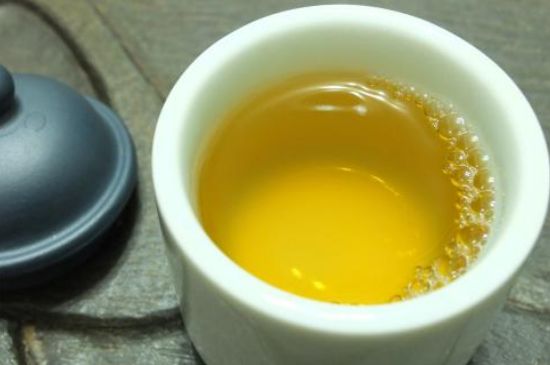 蜂蜜泡茶葉的副作用，蜂蜜泡茶葉有什么禁忌