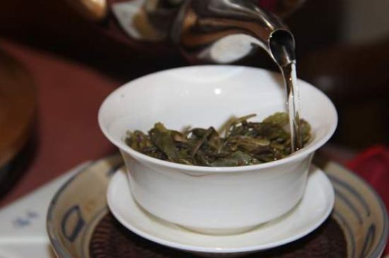 各類茶的注水方式，不同的茶泡茶時(shí)怎么注水