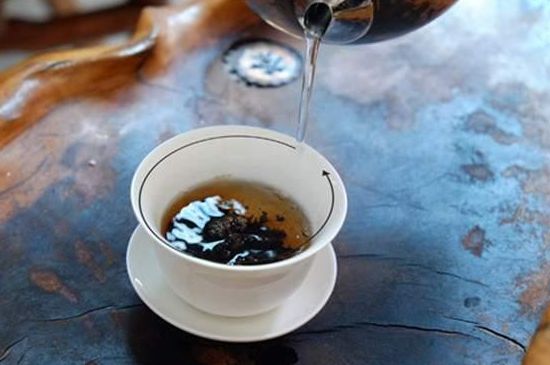 喝茶茶桌上的禮儀有哪些，泡茶待客十大禮儀不可不做！