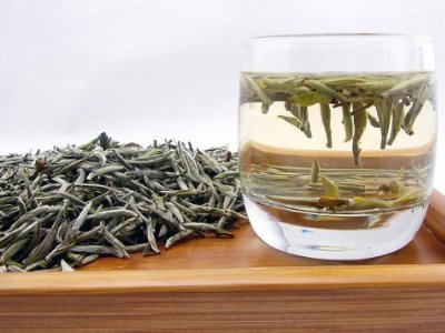 白茶品質如何區(qū)分，白茶的優(yōu)劣質量辨別方法