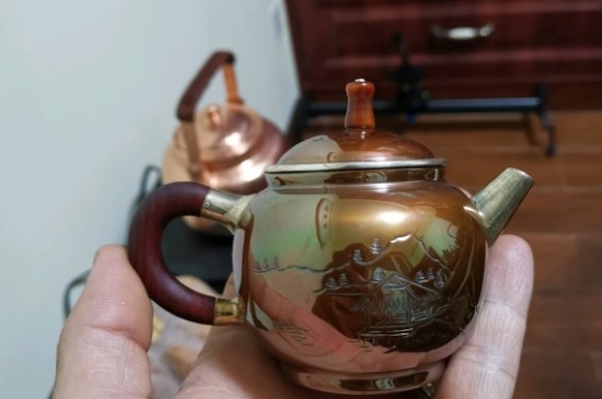 常見的七大材質(zhì)的茶具優(yōu)缺點(diǎn)，用什么材質(zhì)的茶具泡茶最好？