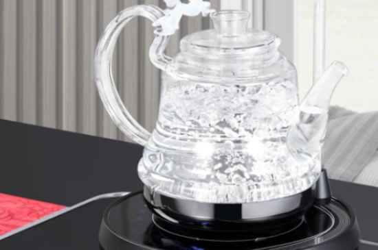 煮茶器和養(yǎng)生壺有什么區(qū)別，養(yǎng)生壺跟煮茶器哪個(gè)實(shí)用好用？