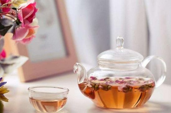 玫瑰花泡茶祛斑要多久見效，喝玫瑰花茶多久能祛斑？