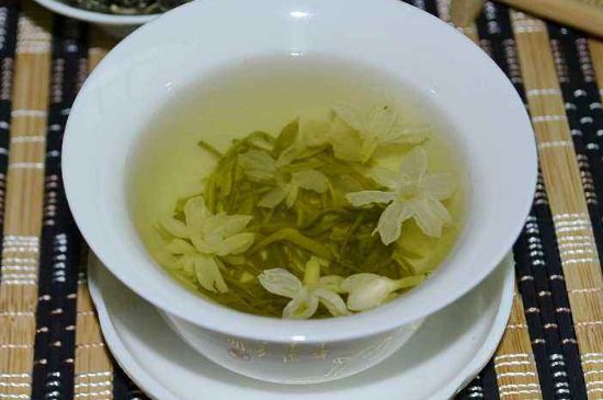 碧潭飄雪是什么檔次的茶，碧潭飄雪屬于什么檔次？