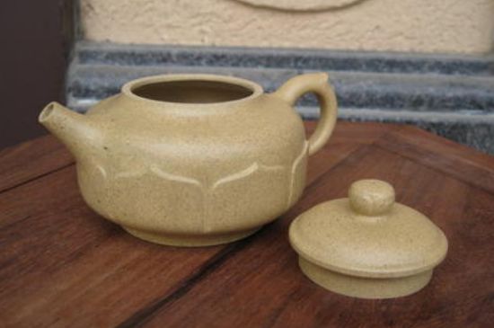 本山綠泥怎么分辨真假，真正的本山綠泥紫砂壺怎么鑒別？