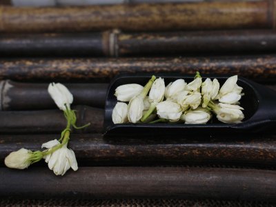 茉利花茶有什么功效作用，不適合什么人喝？