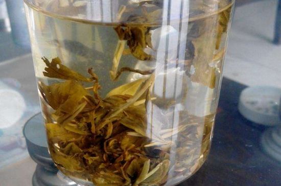 茉莉龍珠保質(zhì)期多長時間，茉莉龍珠茶放幾年了還能喝嗎？