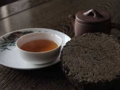 安化黑茶的功效，安化黑茶可以調(diào)理腸胃嗎？