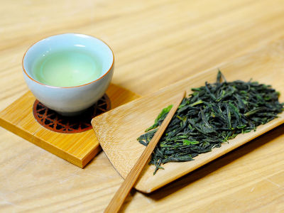 紅茶和綠茶的區(qū)別，常喝紅茶好還是綠茶好？