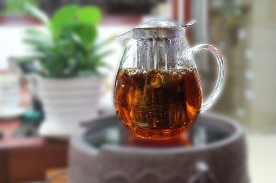 福鼎白茶要喝老的嗎，為什么喝白茶要喝老茶存新茶？
