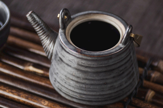 黑茶用什么壺煮最好，黑茶用什么煮效果好？