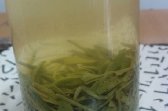 碧螺春為什么泡水渾濁，碧螺春茶葉泡水感覺很臟是混濁的