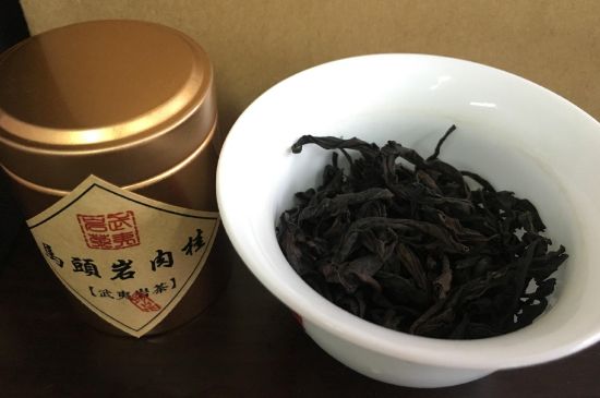 拼配的馬頭巖肉桂，還配叫馬肉嗎？請叫它“馬頭巖大紅袍”