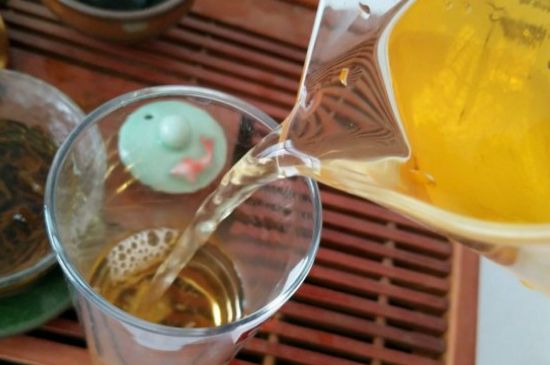 經(jīng)期喝紅茶有什么壞處，女性經(jīng)期可以喝紅茶嗎