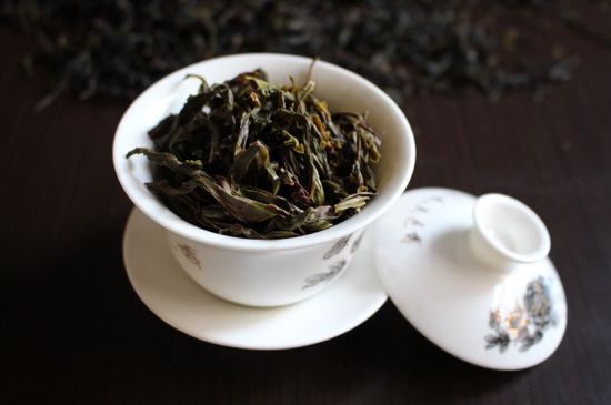 鋸朵仔跟鴨屎香哪個貴，鋸朵子和鴨屎香哪個好喝？