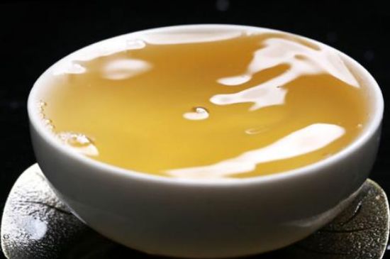綠茶加重濕氣？濕氣體質(zhì)寒的人能喝綠茶嗎