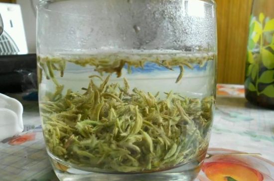 碧螺春為什么泡水渾濁，碧螺春茶葉泡水感覺很臟是混濁的