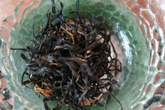 女人晚上喝紅茶好嗎，女人紅茶啥時候喝最好？