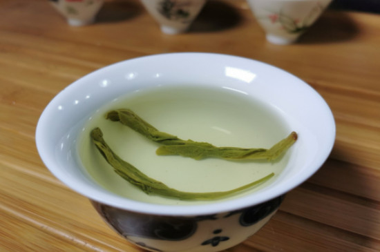 什么綠茶茶葉唇齒留香，哪個(gè)品種綠茶香氣好？