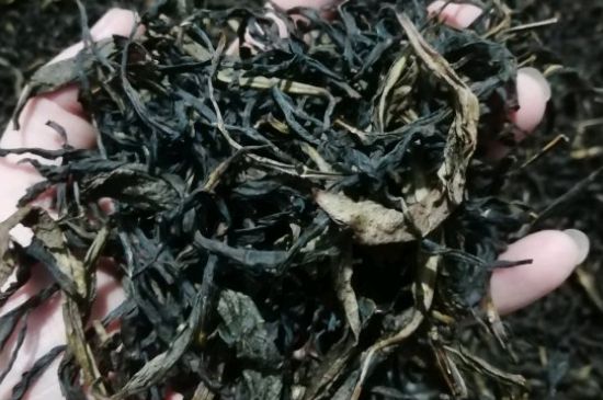 蜜蘭香好還是鴨屎香好，鳳凰單叢茶蜜蘭香和鴨屎香特點(diǎn)有哪些？